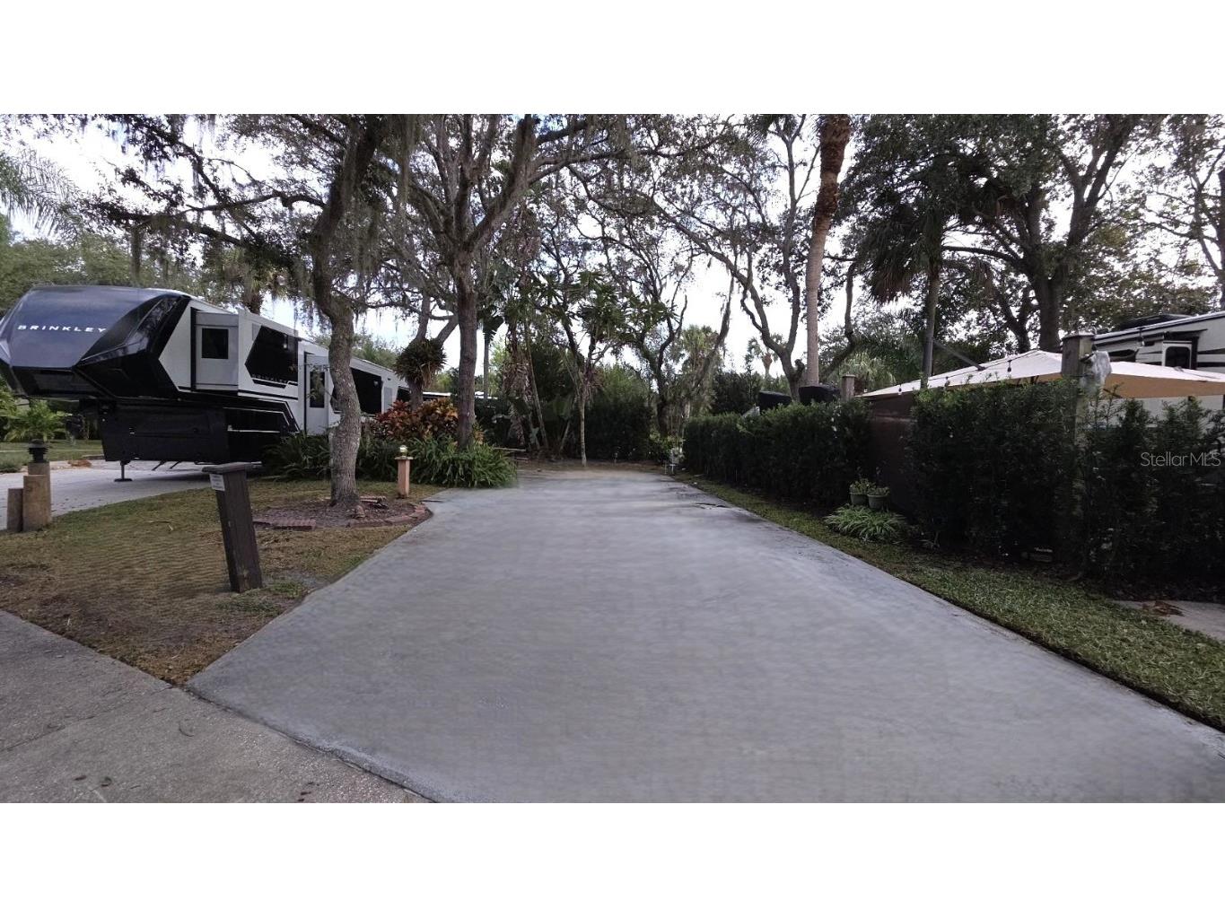 231 Stallion Lane River Ranch FL 33867 TB8457369 image1