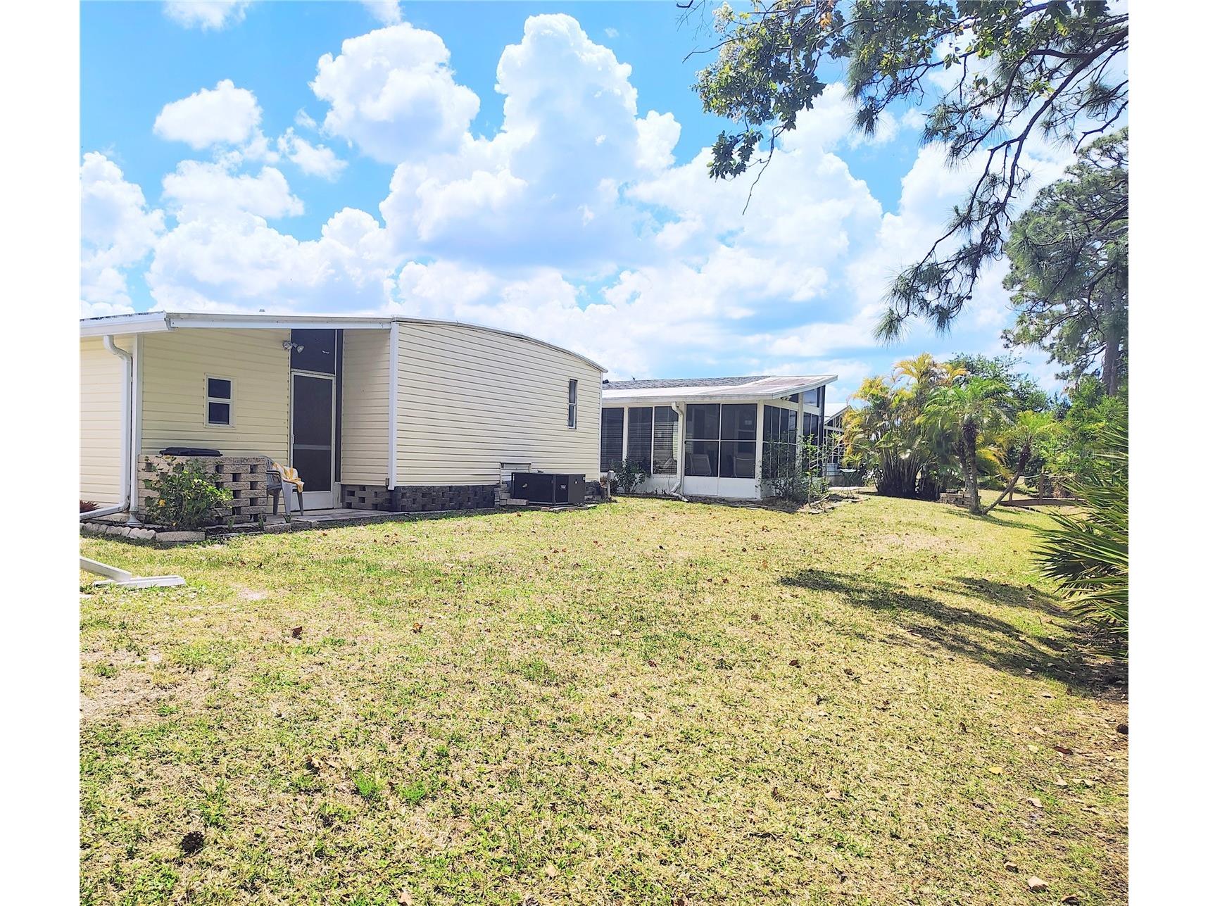 231 Tasmania Lane Englewood FL 34223 N6144137 image3