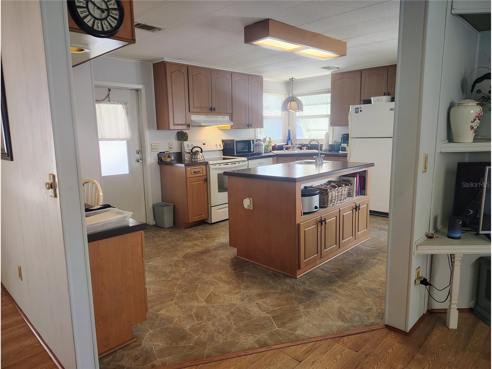 231 Tasmania Lane Englewood FL 34223 N6144137 image9