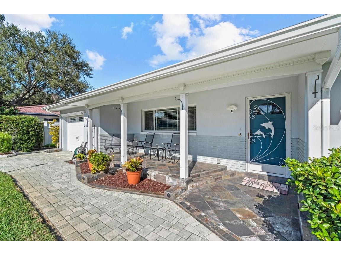 231 Temple Lane Belleair Bluffs FL 33770 TB8428433 image1