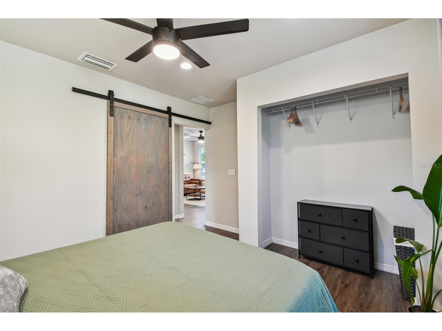 2310 30th Avenue N Saint Petersburg FL 33713 TB8499288 image13