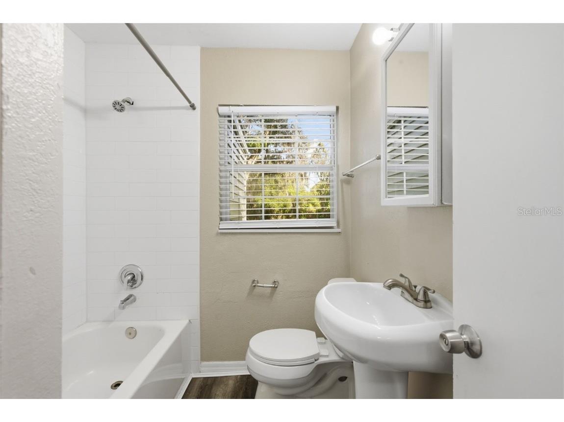 2310 E Minnehaha Street Tampa FL 33610 TB8450132 image25