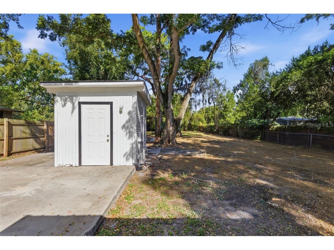 2310 E Minnehaha Street Tampa FL 33610 TB8450132 image27