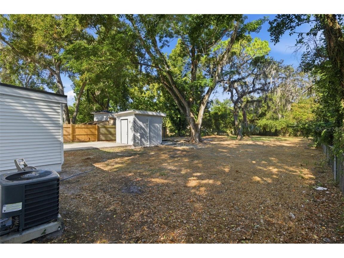 2310 E Minnehaha Street Tampa FL 33610 TB8450132 image28