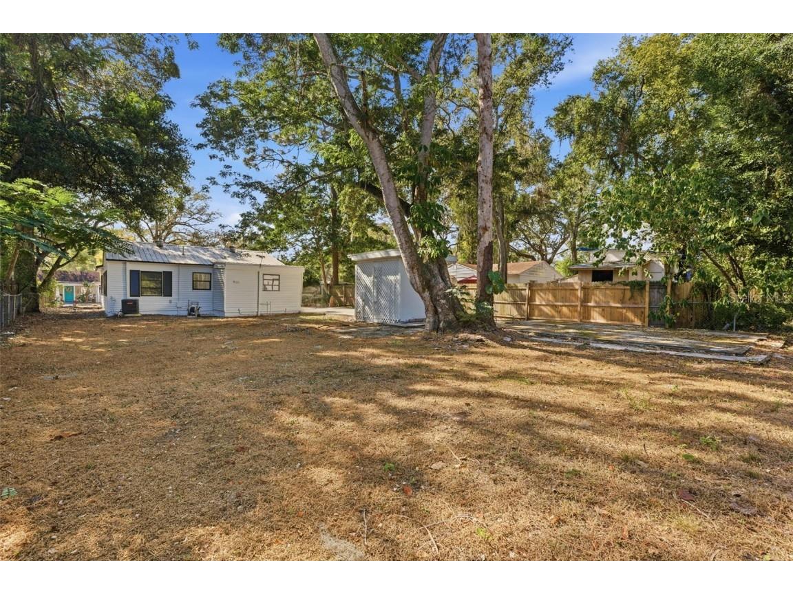 2310 E Minnehaha Street Tampa FL 33610 TB8450132 image31