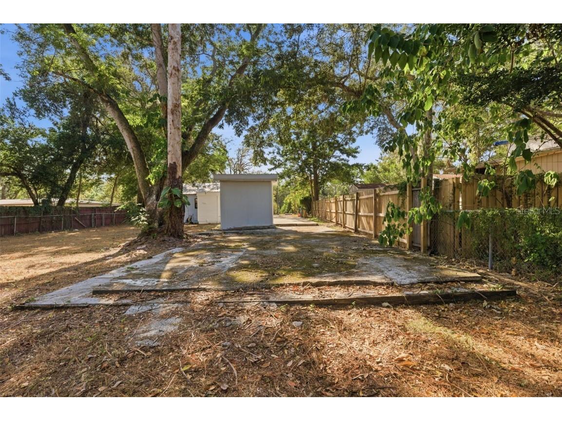 2310 E Minnehaha Street Tampa FL 33610 TB8450132 image35