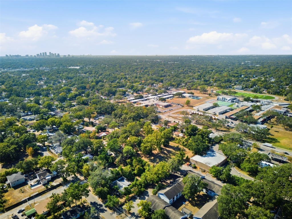 2310 E Minnehaha Street Tampa FL 33610 TB8450132 image47