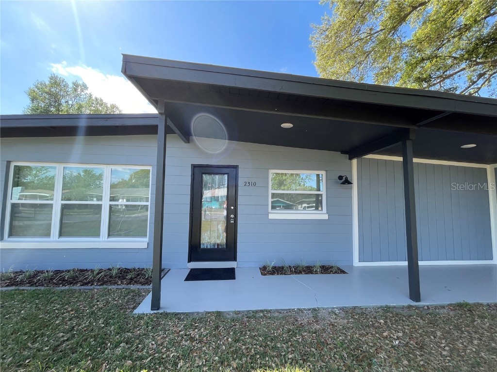 2310 Eiffel Drive Orlando FL 32808 O6096127 image1