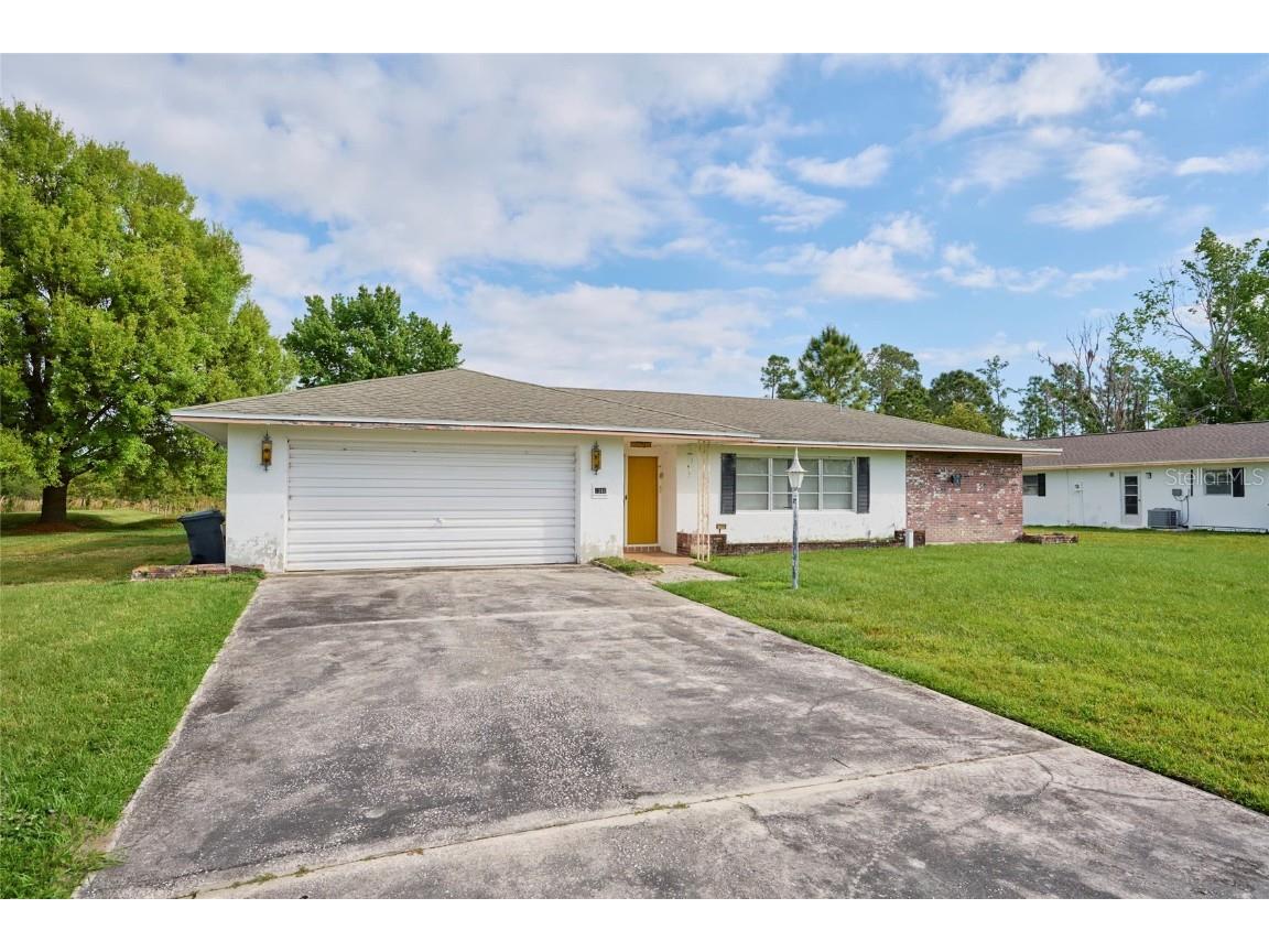 2310 Laguna Drive Indian Lake Estates FL 33855 - LAKE WALK IN WATER T3511871 image1