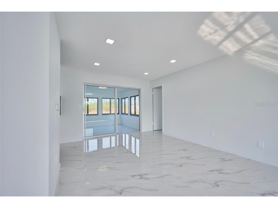 2310 Laguna Drive Indian Lake Estates FL 33855 - LAKE WALK IN WATER TB8377139 image11