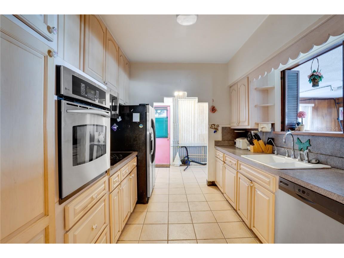 2310 N Boulevard Tampa FL 33602 TB8448087 image15