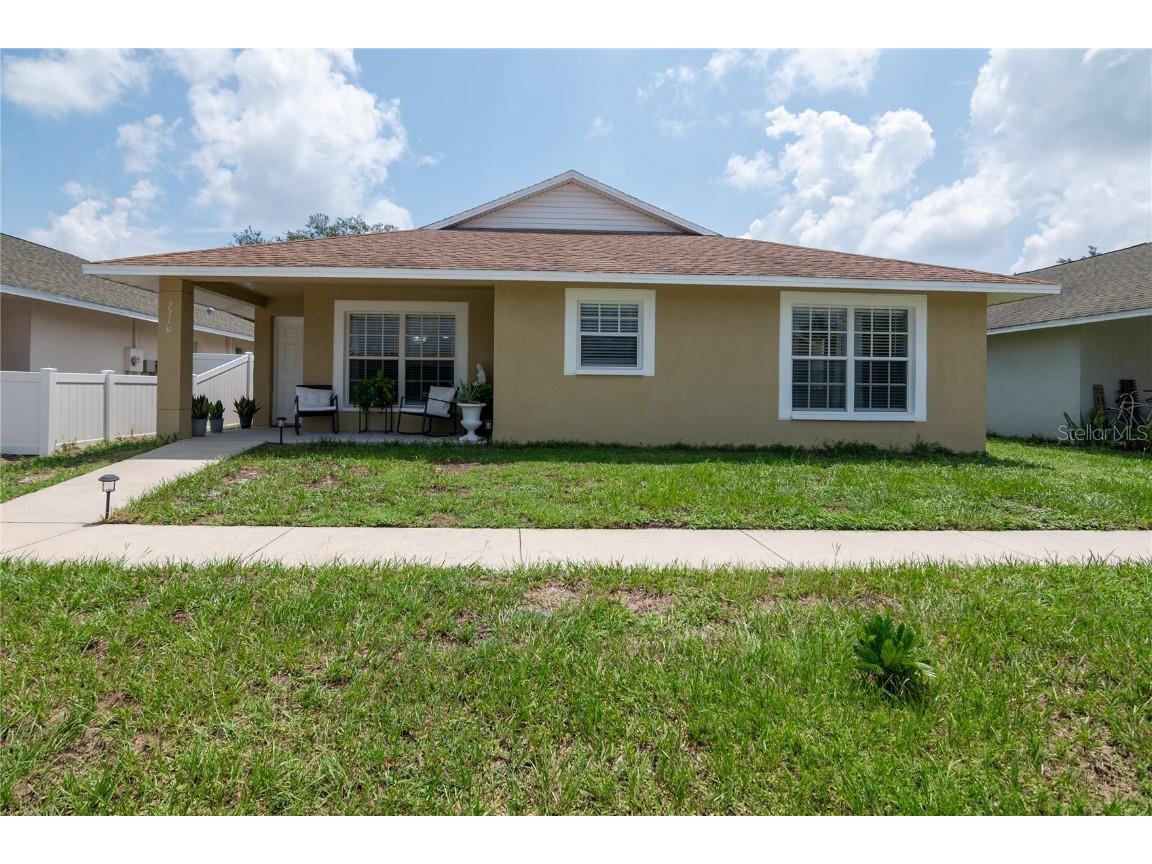 2310 Pleasure Run Drive Ruskin FL 33570 T3547328 image1