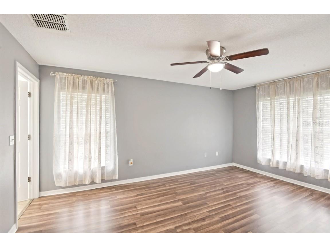 2310 Pleasure Run Drive Ruskin FL 33570 TB8425431 image13