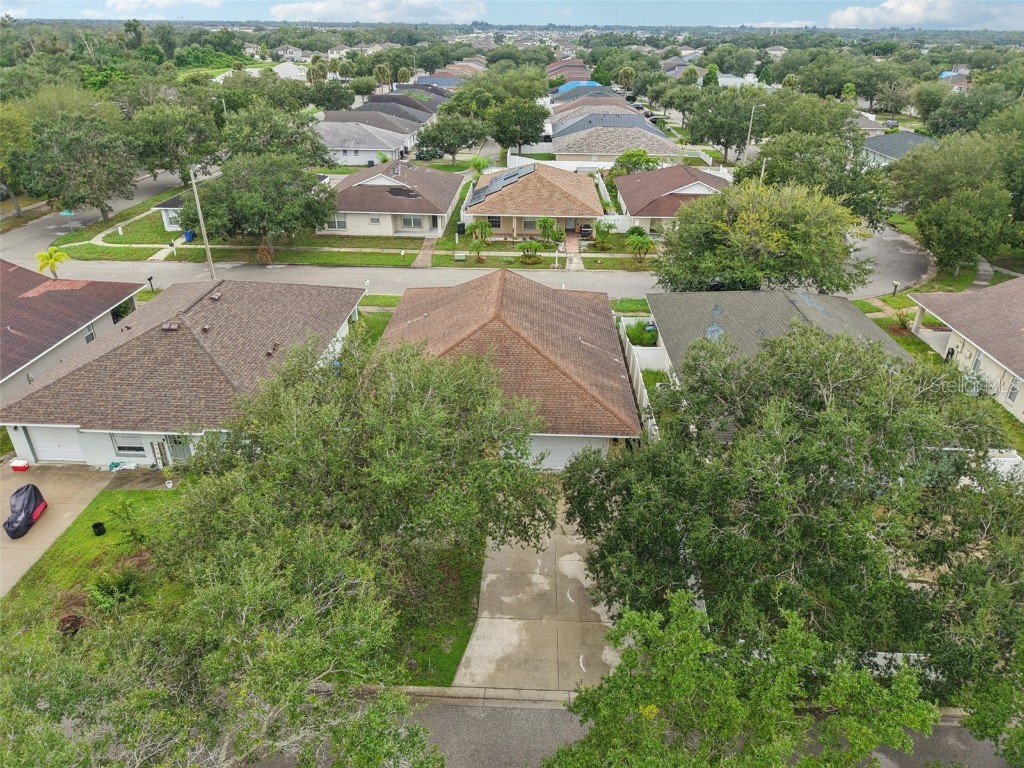 2310 Pleasure Run Drive Ruskin FL 33570 TB8425431 image33