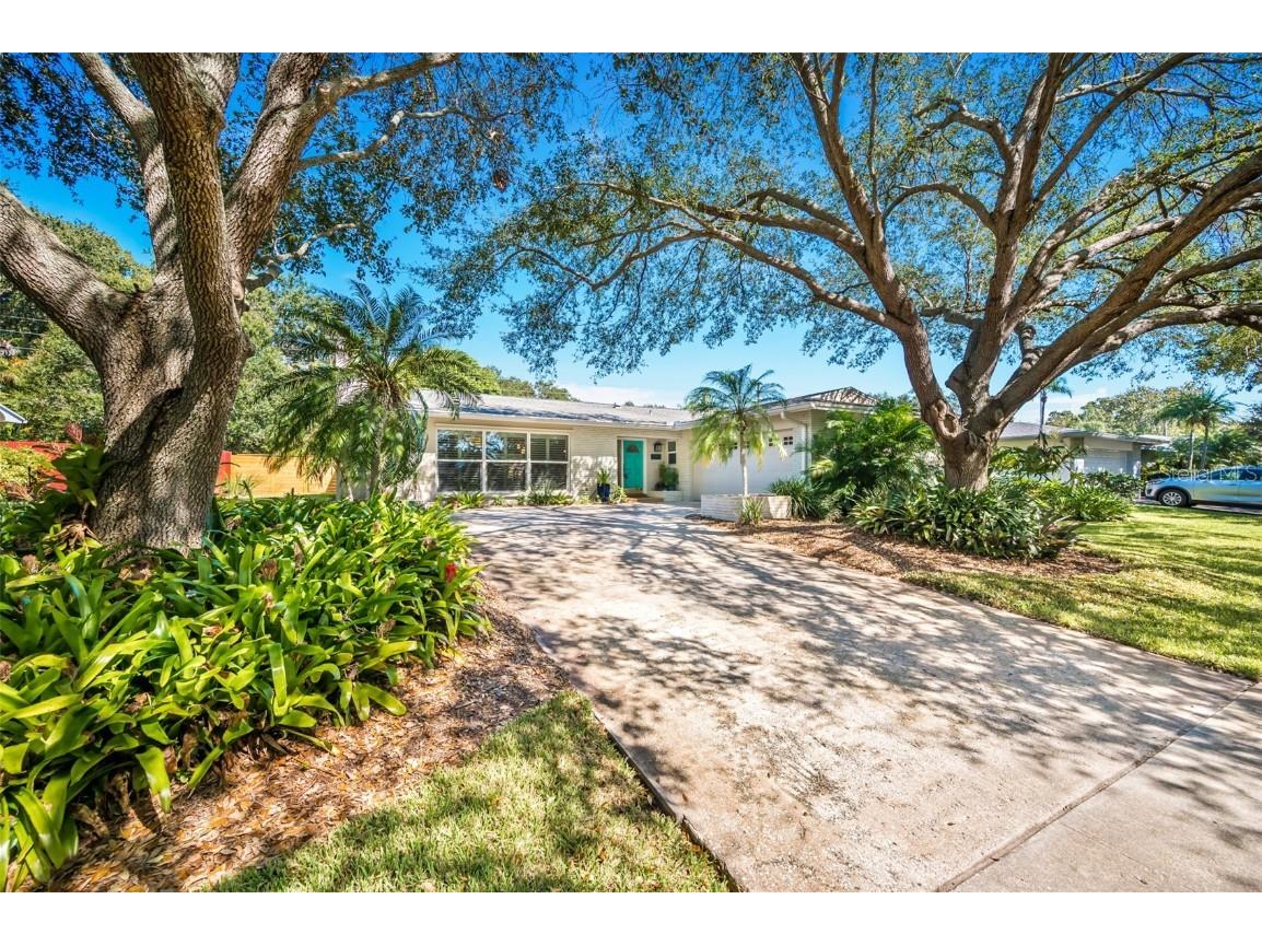 2310 St Charles Drive Clearwater FL 33764 U8218392 image1