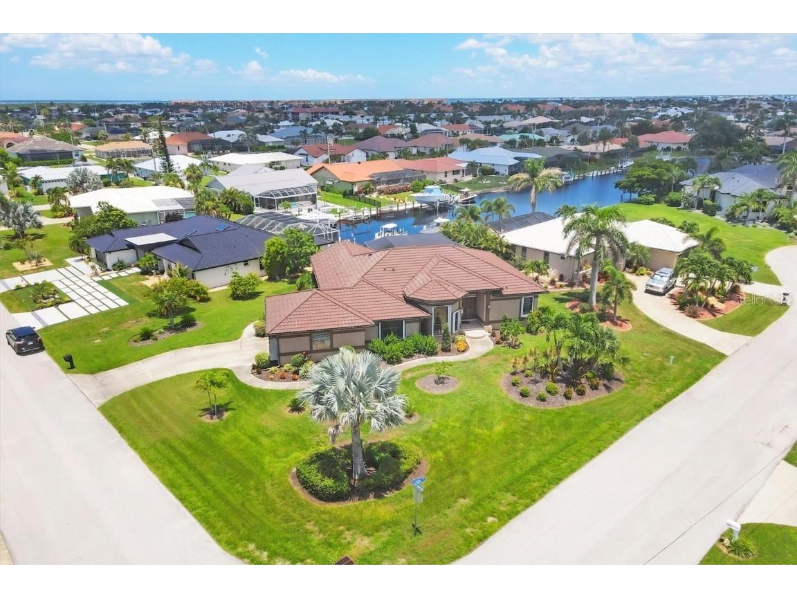 2310 Via Venice Punta Gorda FL 33950 A4660091 image2