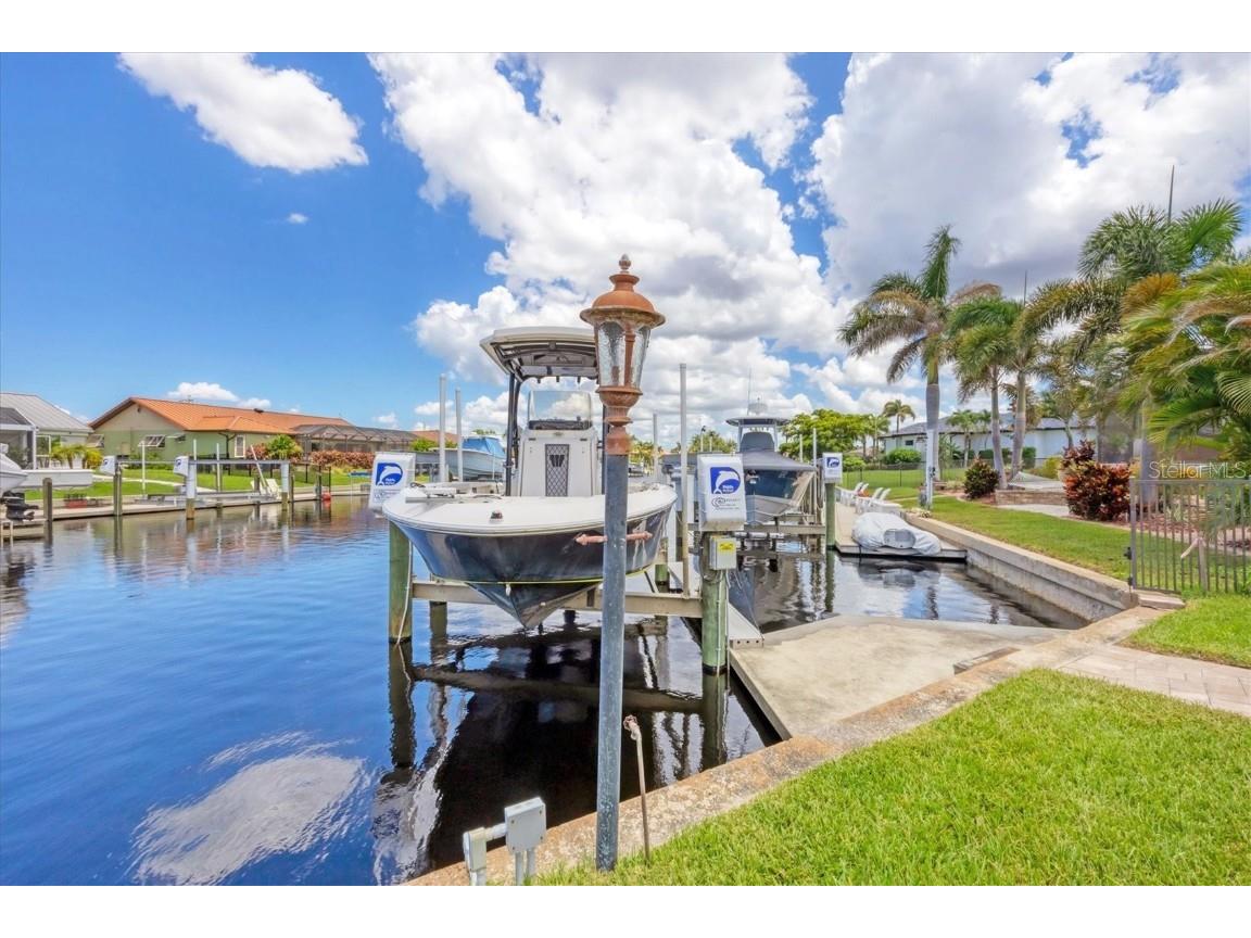 2310 Via Venice Punta Gorda FL 33950 A4660091 image25