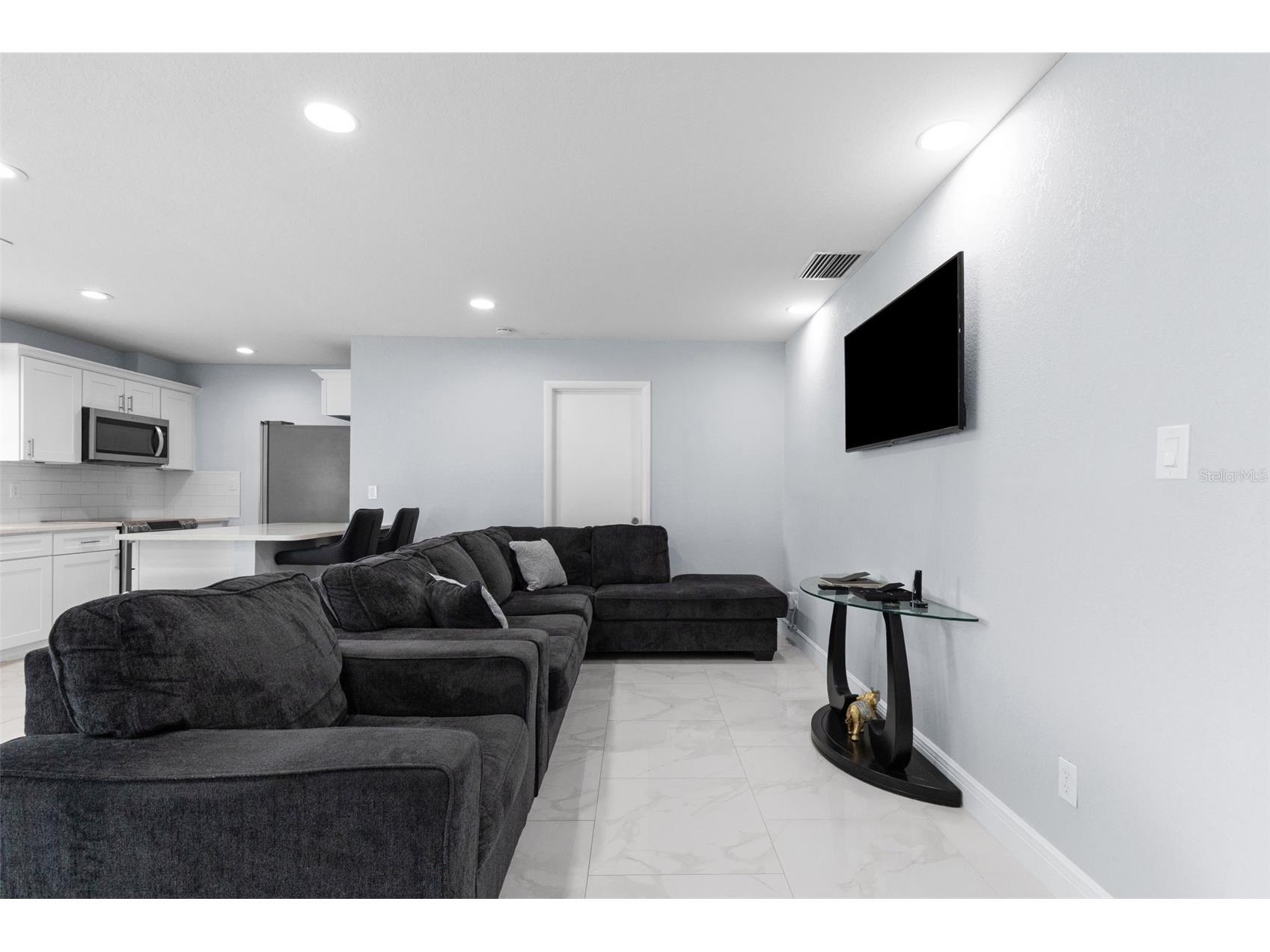 2310 W Knollwood Place Tampa FL 33604 TB8527364 image13