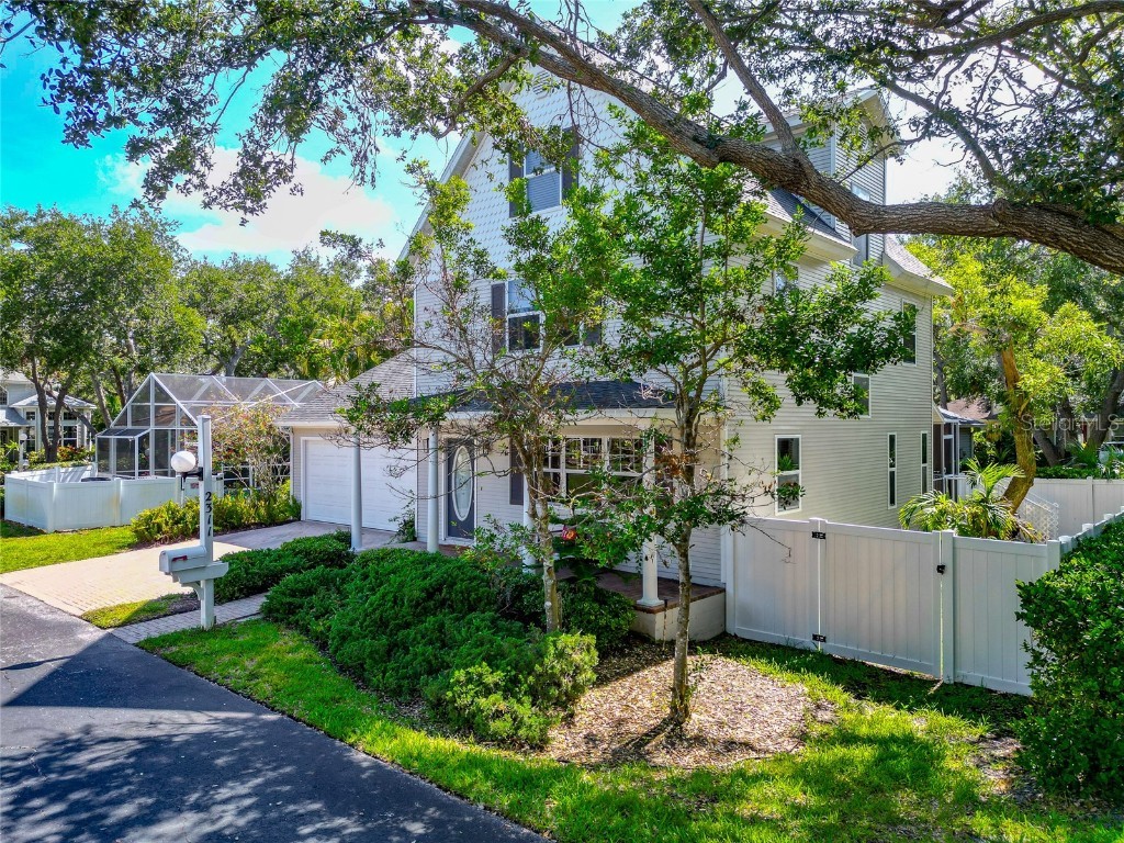 2311 64th Street Court W Bradenton FL 34209 TB8388874 image57