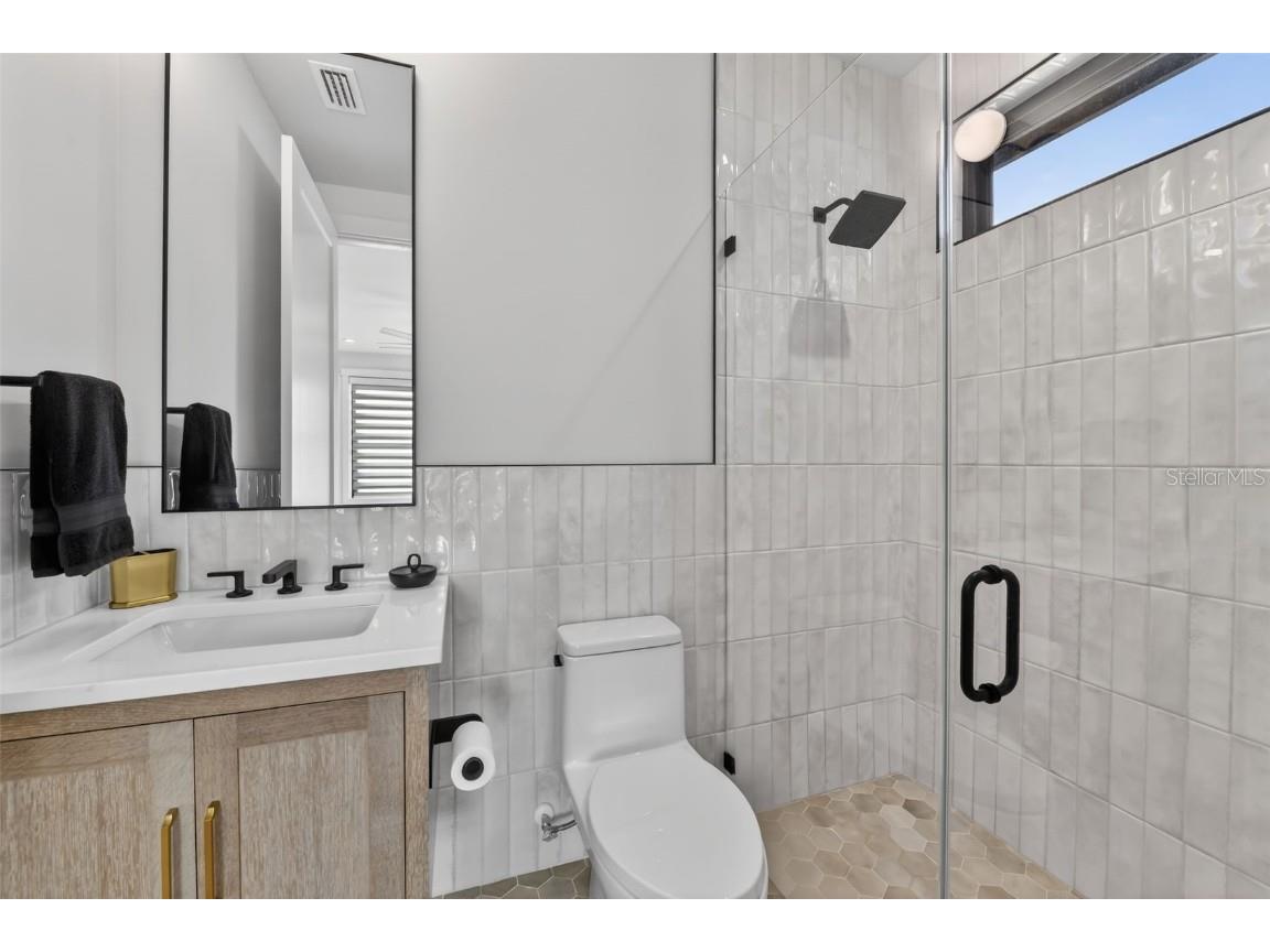 2311 Grove Street Sarasota FL 34239 A4673098 image15