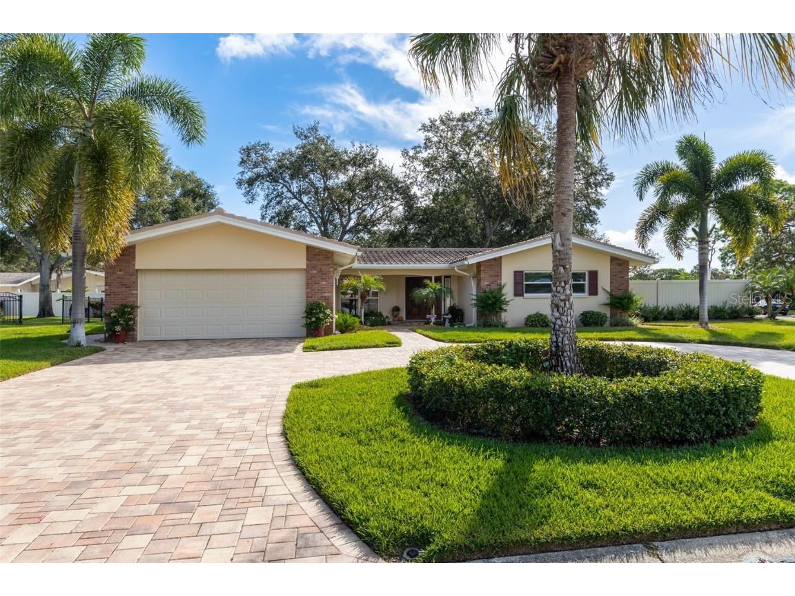 2311 Jones Dr Dunedin FL 34698 U8219481 image1