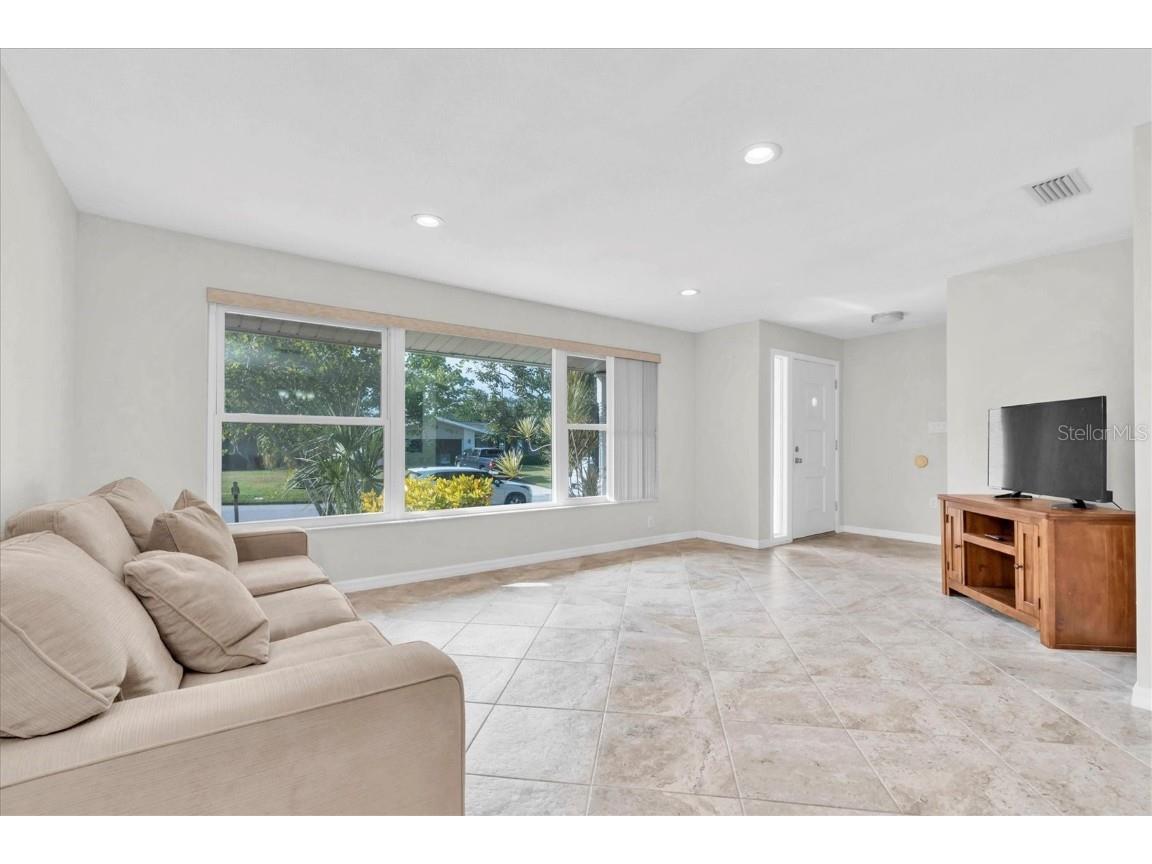 2311 Mangrum Drive Dunedin FL 34698 TB8461373 image3