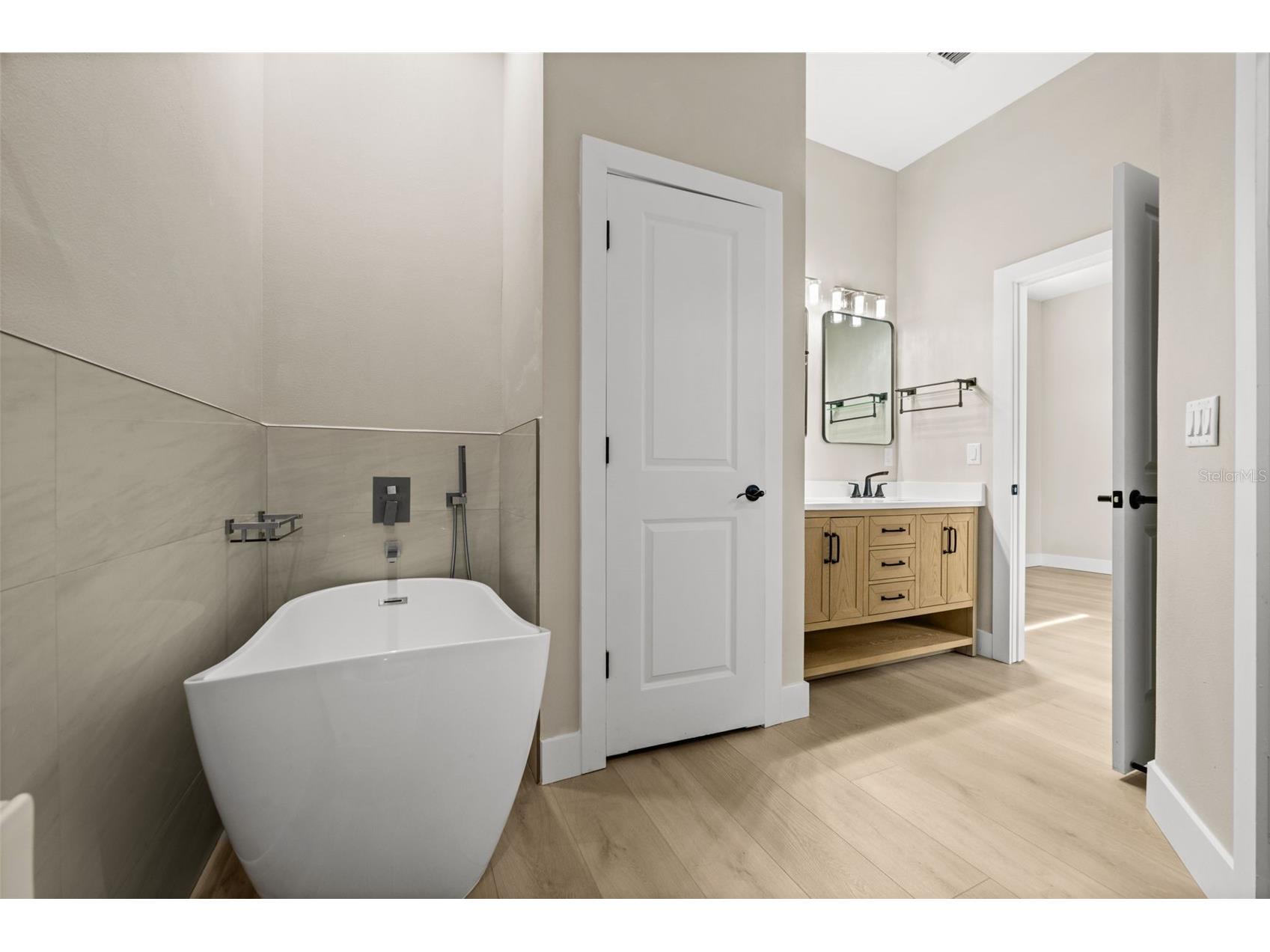 2311 Sandrala Drive Sarasota FL 34231 A4687185 image21