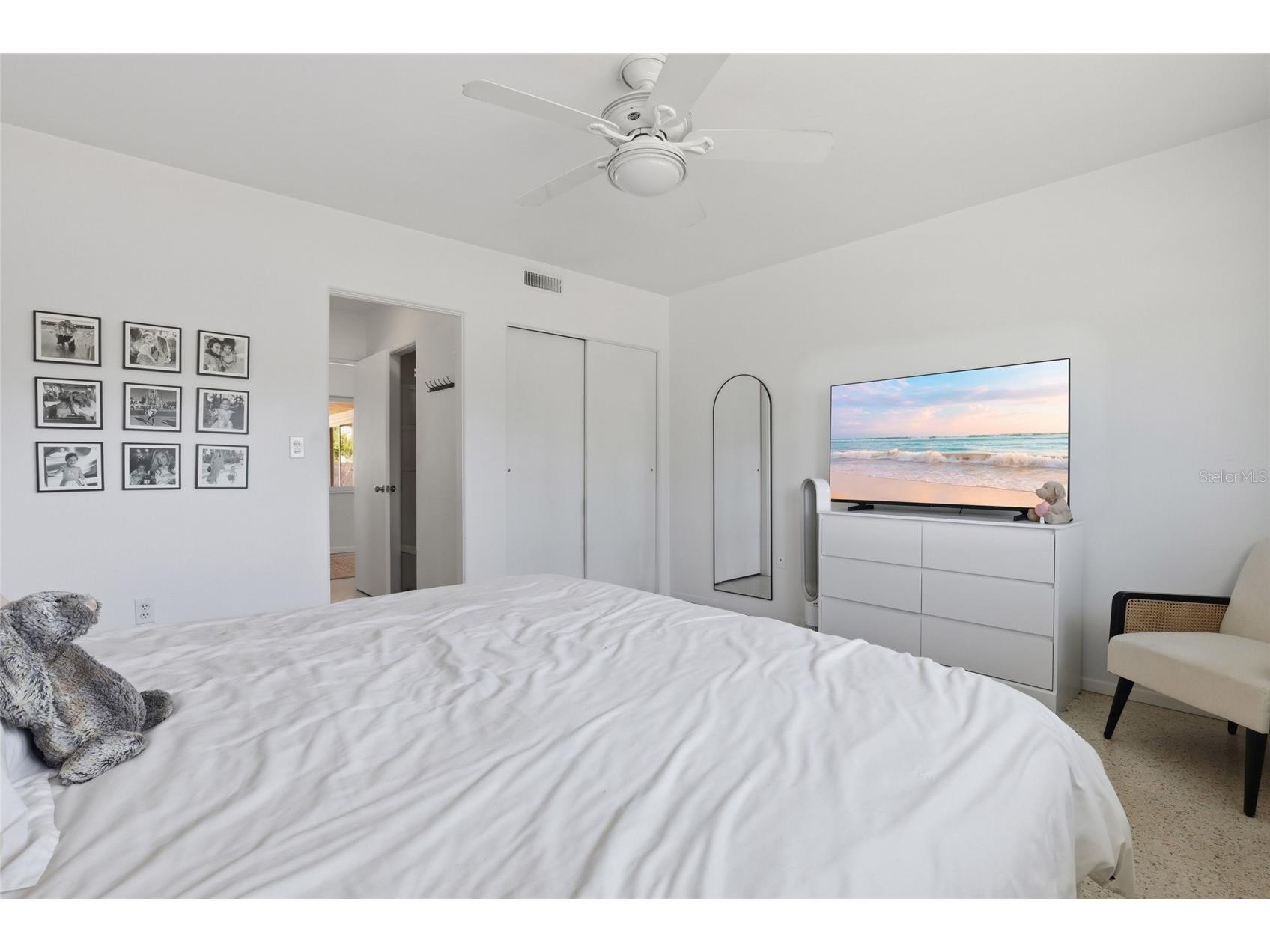 2311 Sunnyside Place Sarasota FL 34239 A4688119 image19