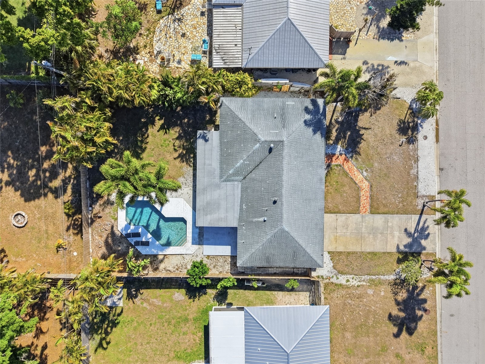 2311 Sunnyside Place Sarasota FL 34239 A4688119 image39
