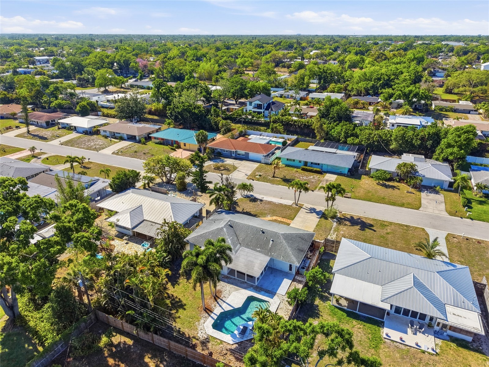 2311 Sunnyside Place Sarasota FL 34239 A4688119 image42