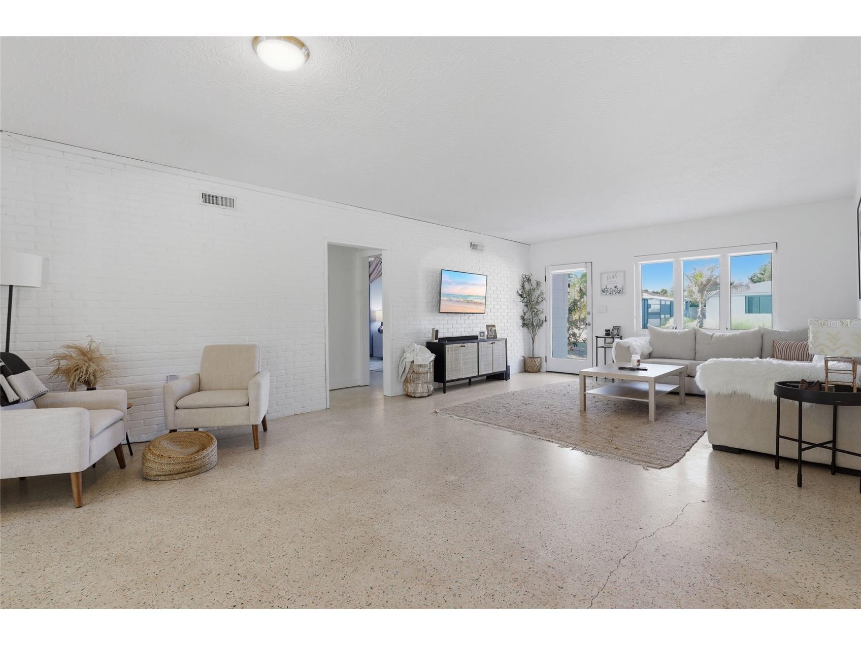 2311 Sunnyside Place Sarasota FL 34239 A4688119 image9