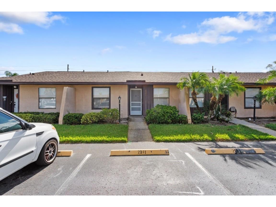 2311 Trinidad Court Kissimmee FL 34741 O6138319 image1