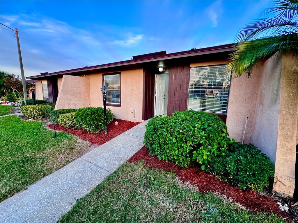 2311 Trinidad Court Kissimmee FL 34741 S5095330 image1