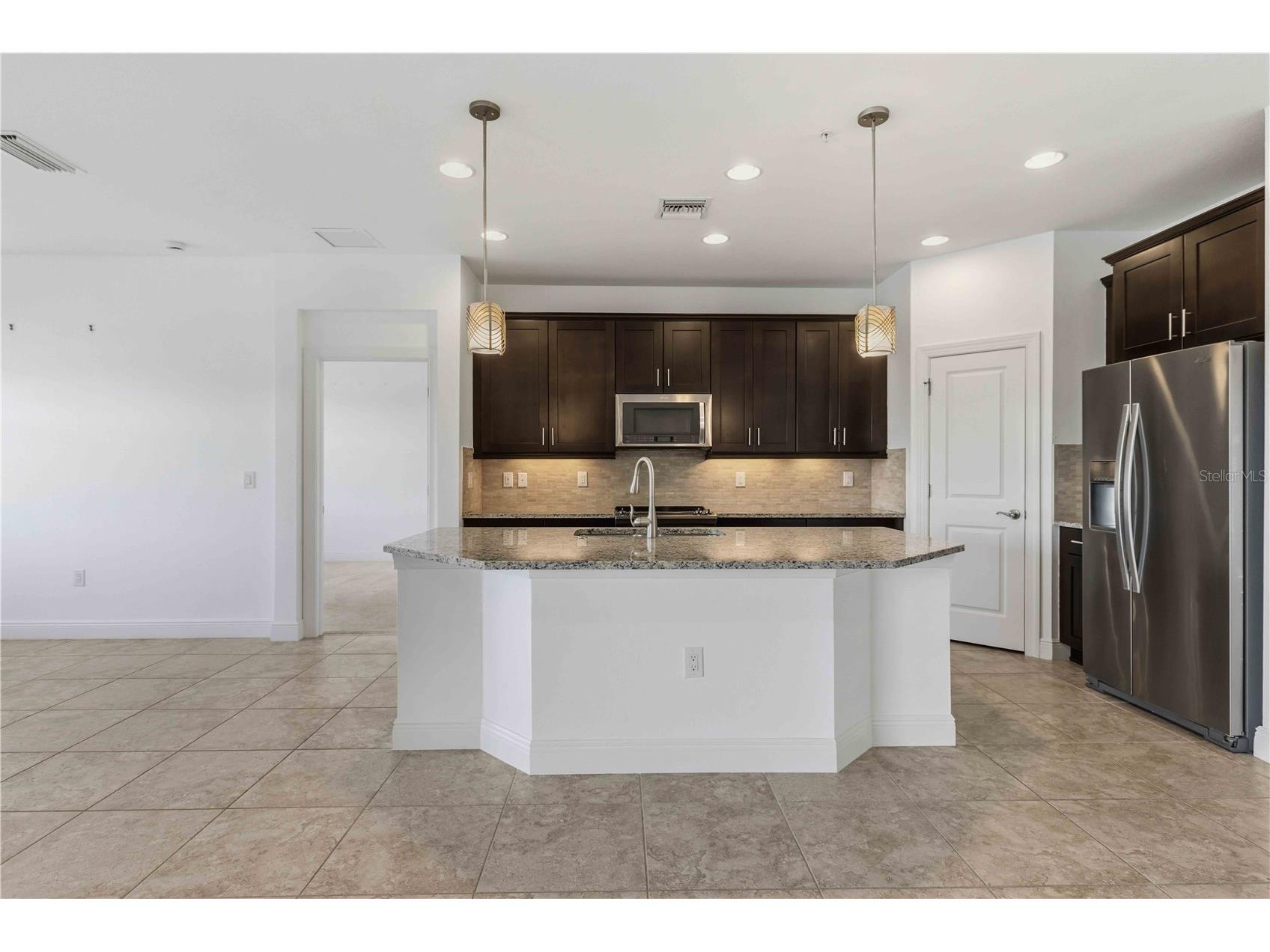 23113 Banbury Way #202 Venice FL 34293 A4685546 image4