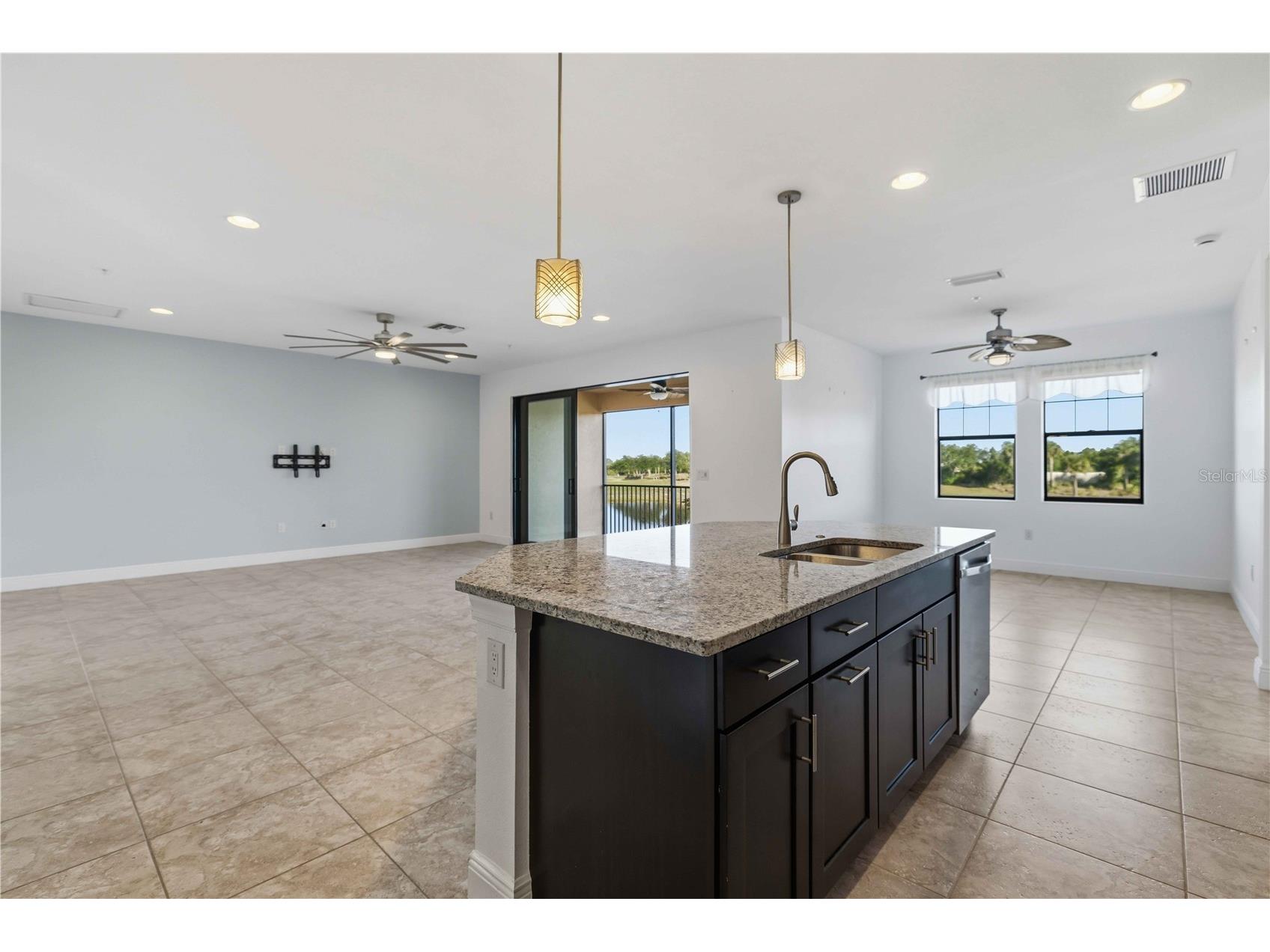 23113 Banbury Way #202 Venice FL 34293 A4685546 image9