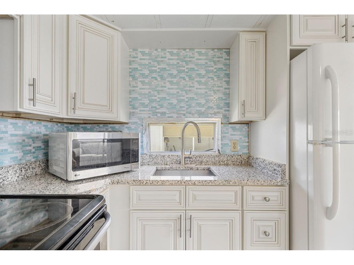 2312 17th Street Court W Bradenton FL 34205 A4658141 image10