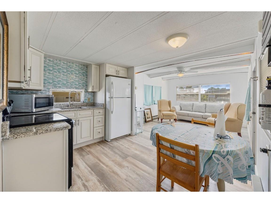 2312 17th Street Court W Bradenton FL 34205 A4658141 image12