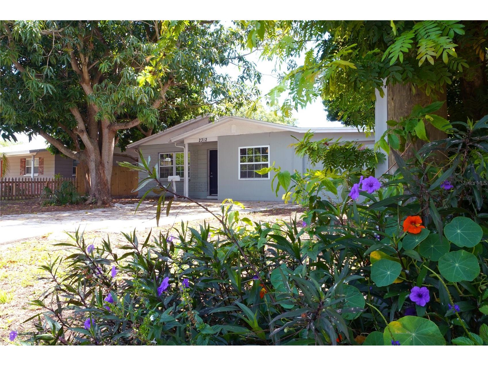 2312 32nd Avenue N Saint Petersburg FL 33713 TB8497135 image1