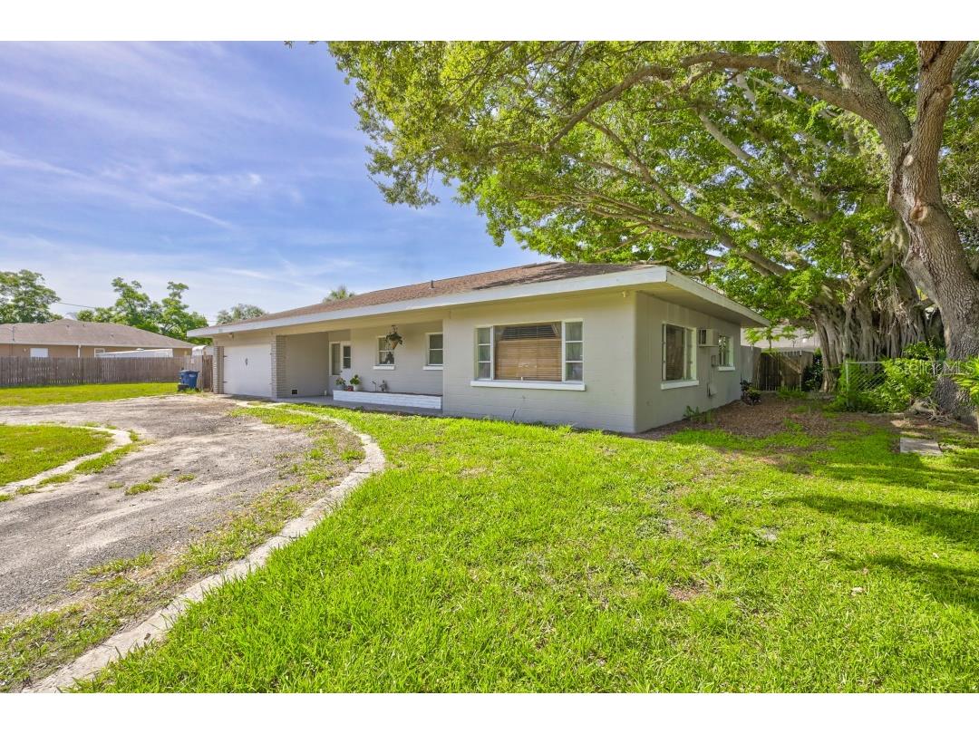 2312 55th Avenue W Bradenton FL 34207 O6126986 image1
