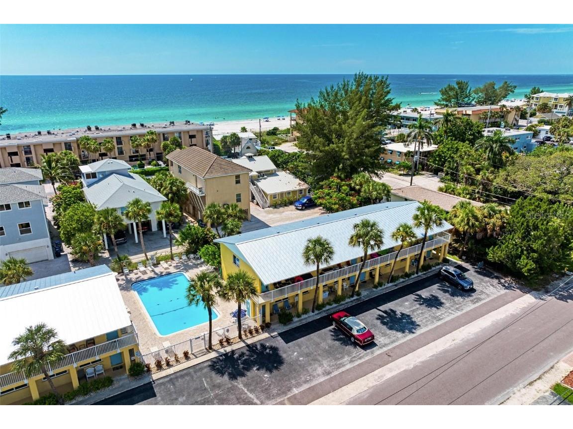 2312 Avenue C #5 Bradenton Beach FL 34217 A4545247 image1