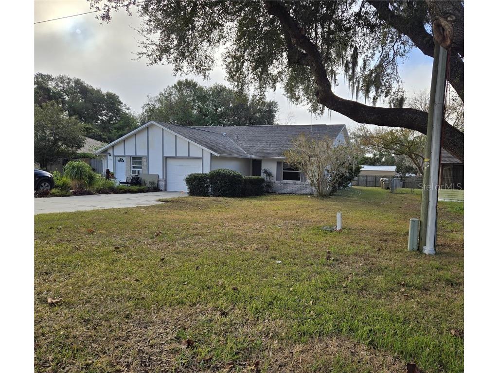 2312 Centennial Boulevard Leesburg FL 34748 G5090476 image1