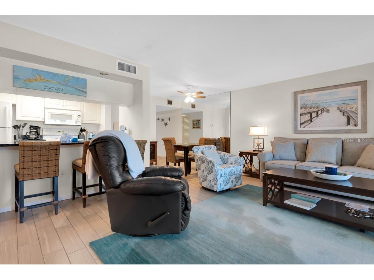 2312 Gulf Drive N #103 Bradenton Beach FL 34217 A4685249 image7