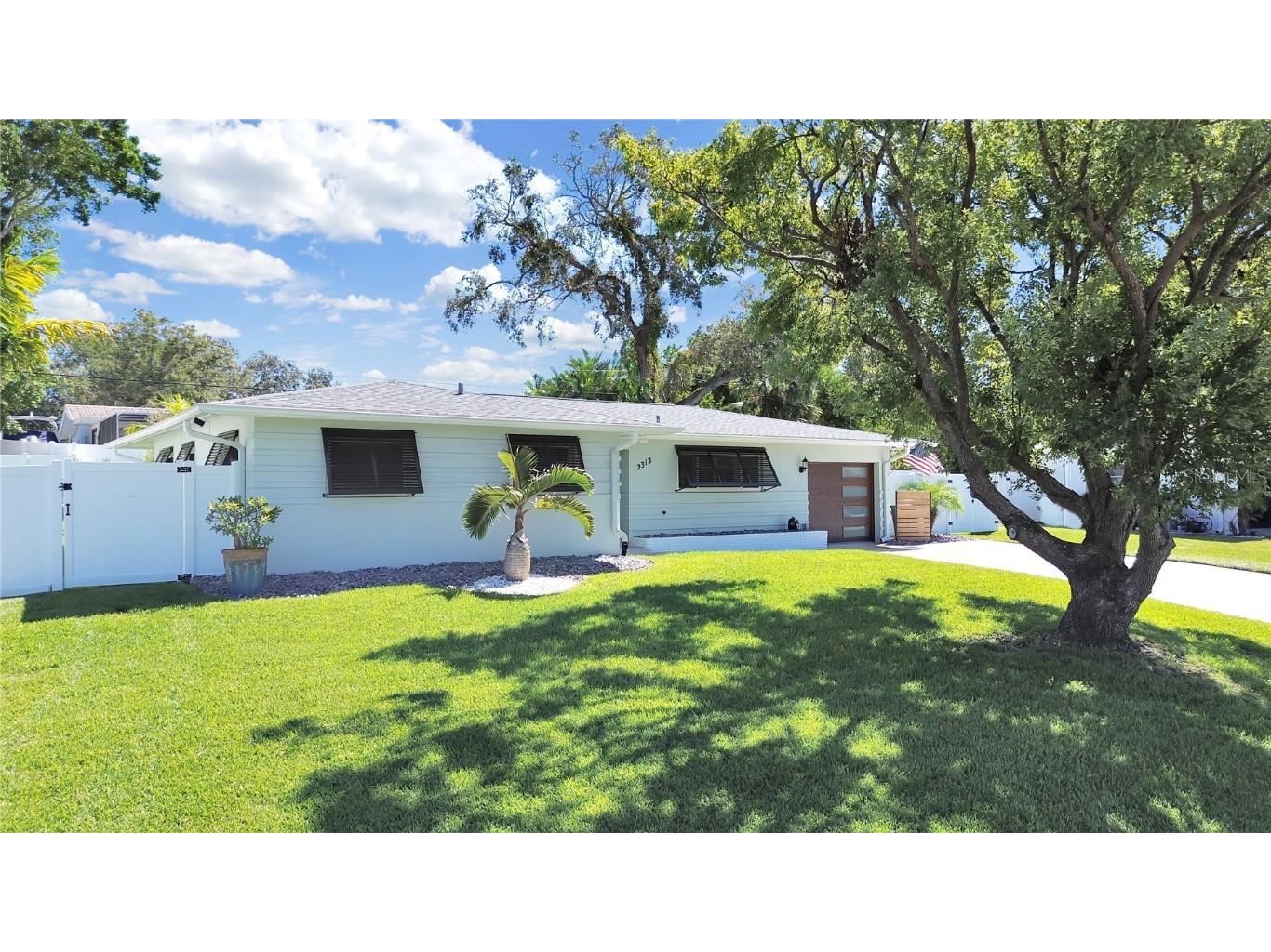 2313 Demaret Drive Dunedin FL 34698 TB8312424 image1