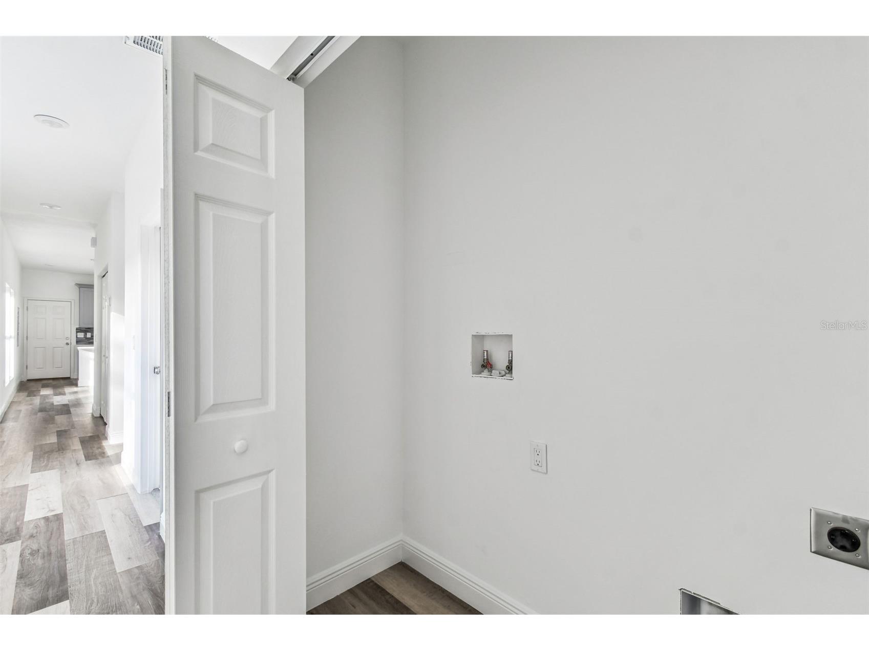 2313 E Columbus Drive Tampa FL 33605 TB8444385 image44