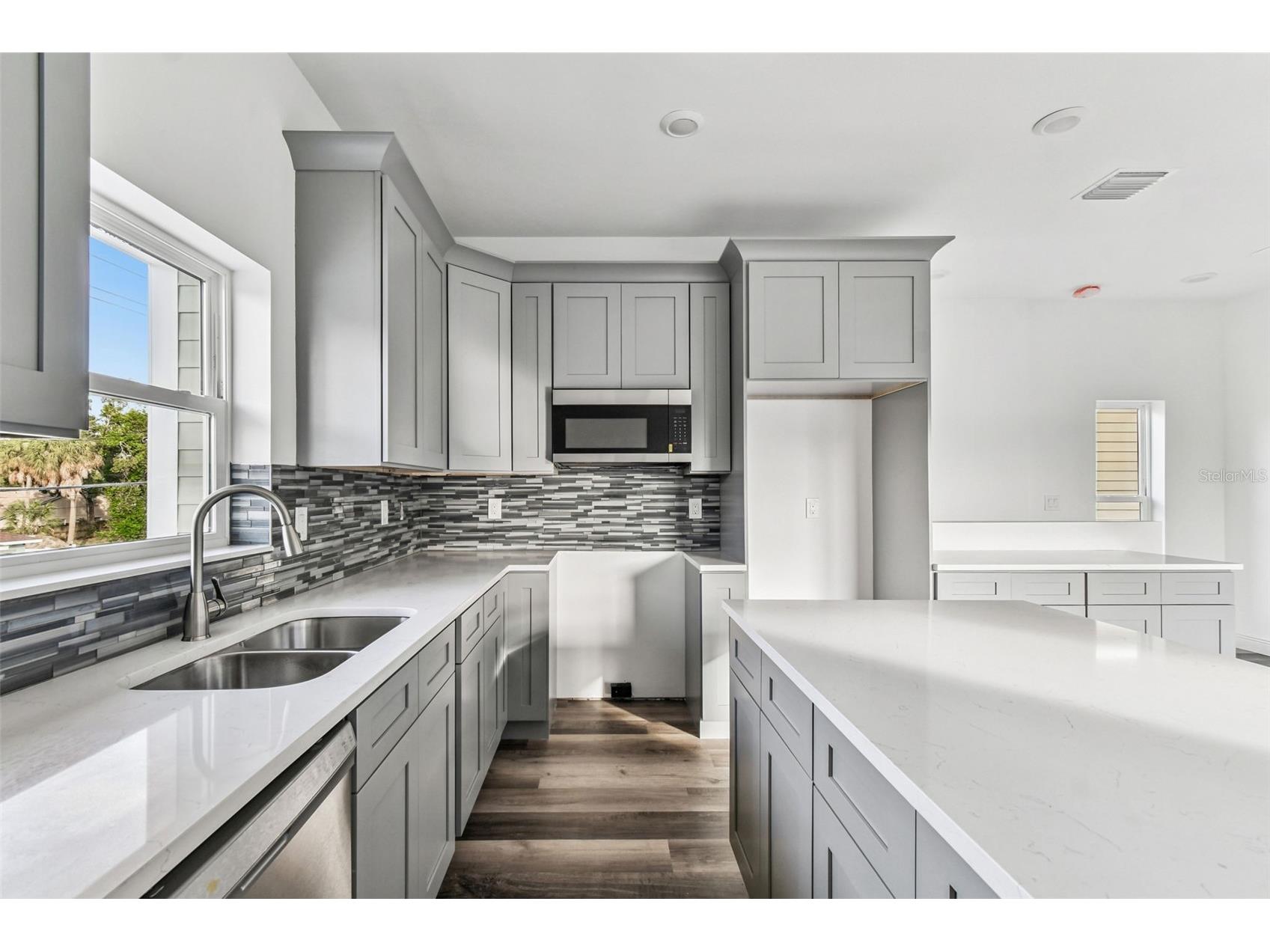 2313 E Columbus Drive Tampa FL 33605 TB8444385 image55