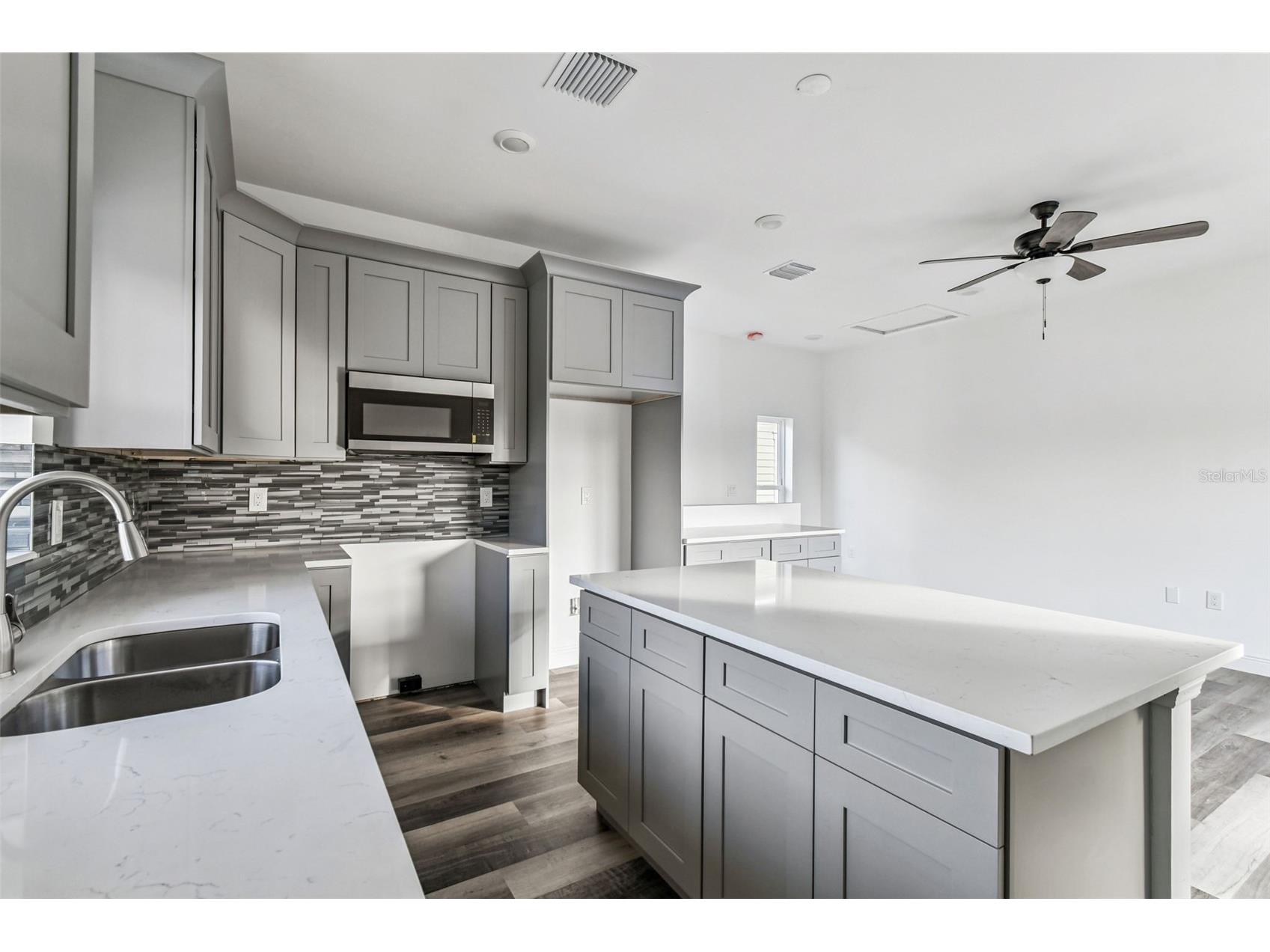 2313 E Columbus Drive Tampa FL 33605 TB8444385 image56