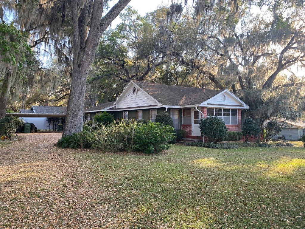 2313 Edgewater Avenue Leesburg FL 34748 G5065923 image1