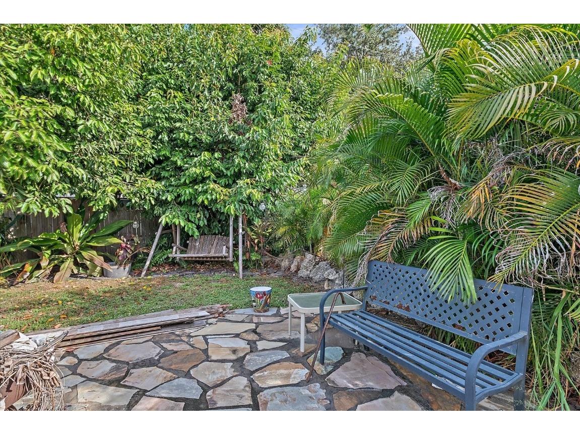 2313 Loma Linda Street Sarasota FL 34239 A4671821 image27