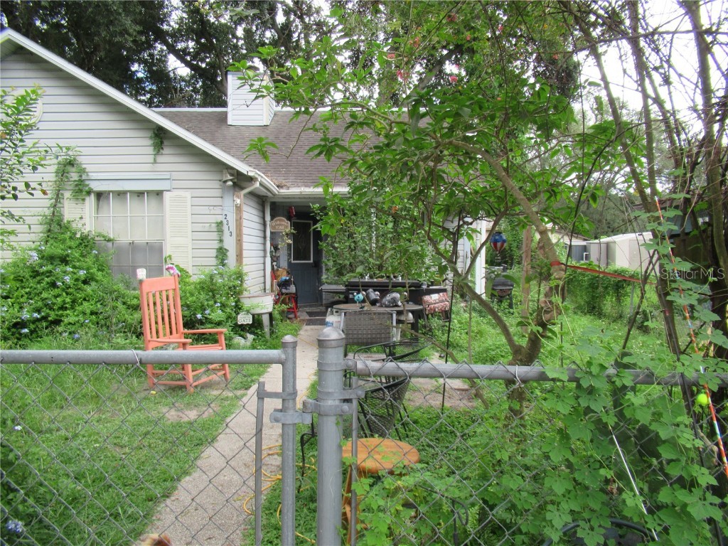 2313 Palm Avenue Seffner FL 33584 T3551696 image1