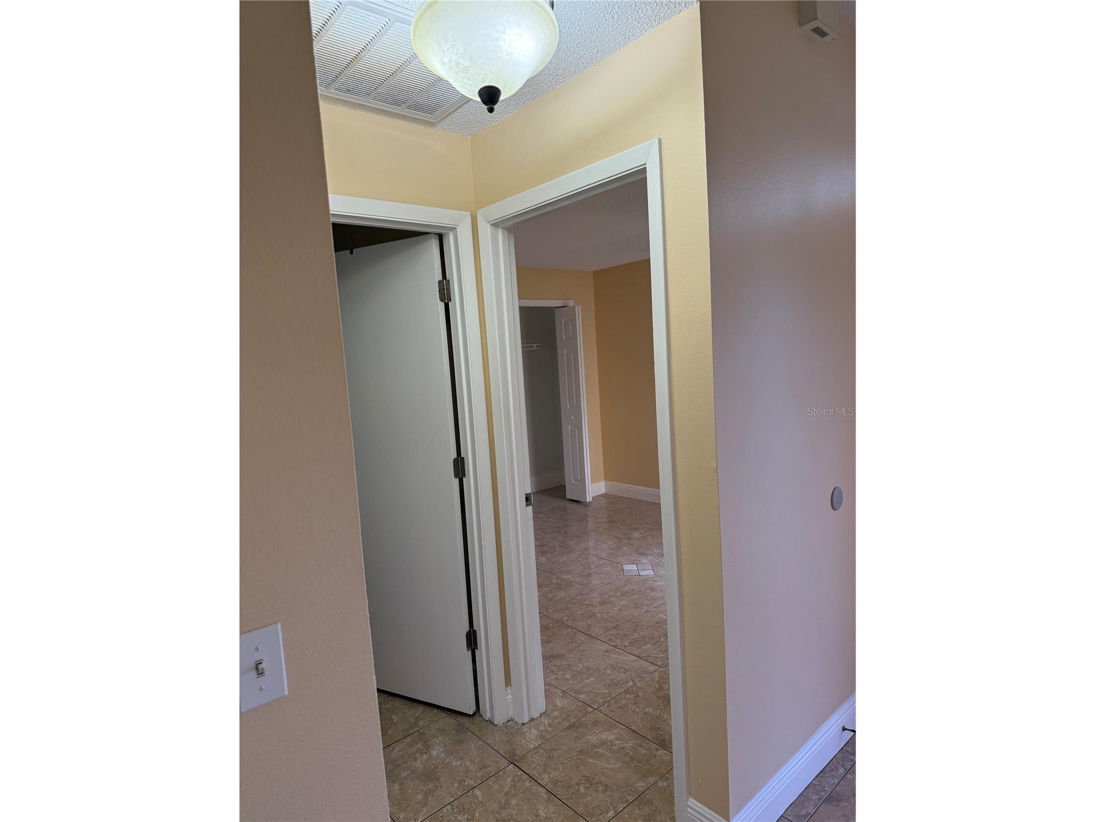 2313 Palm Creek Orlando FL 32822 O6418951 image16